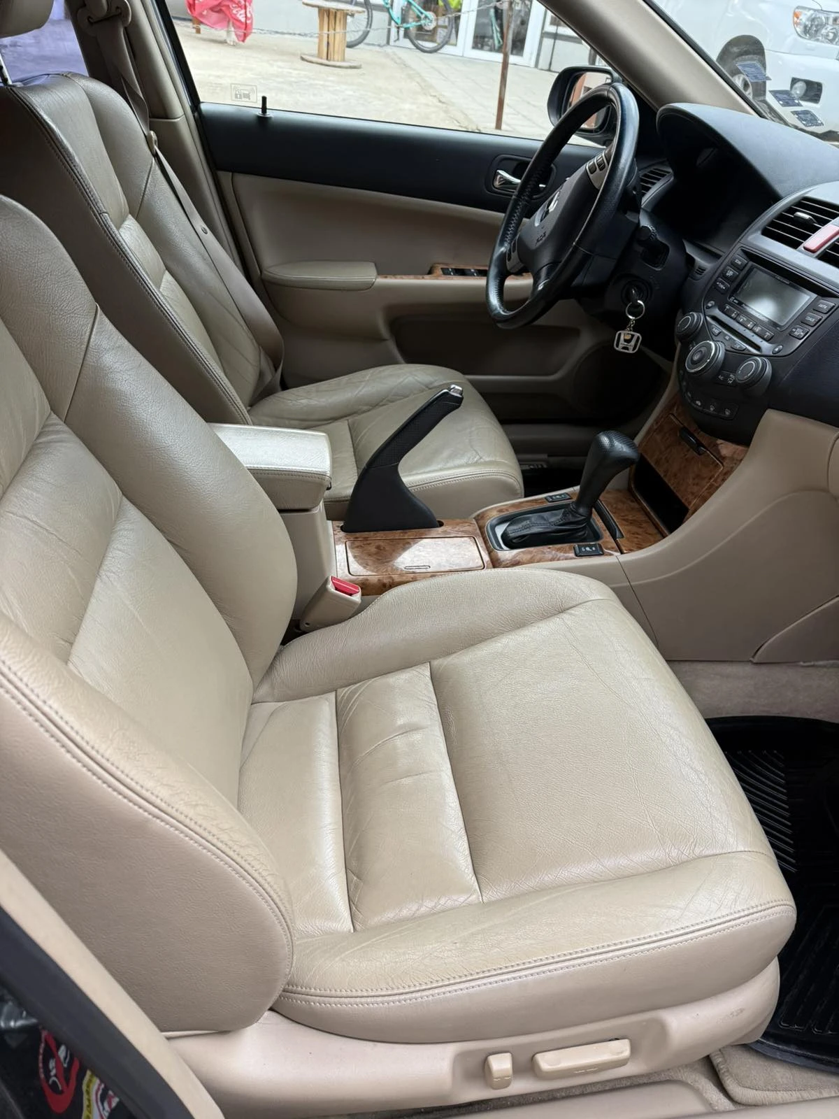Honda Accord, снимка 5 - Автомобили и джипове - 54519555