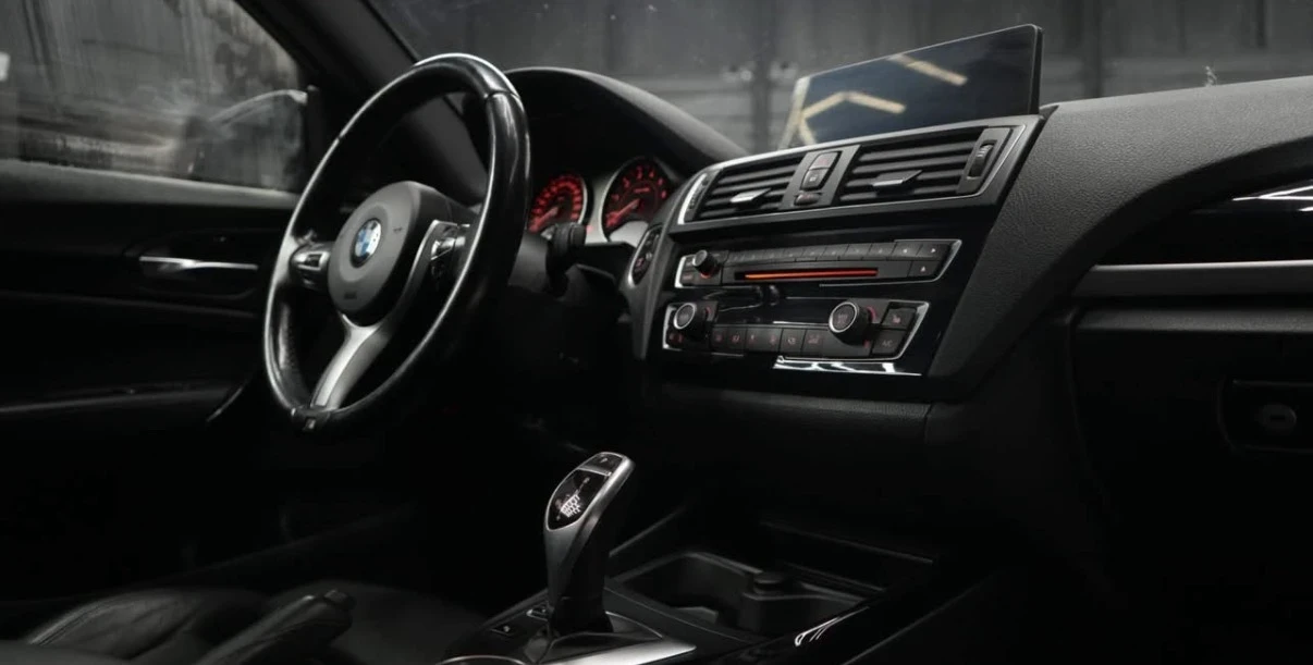 BMW 240 М PERFORMANCE * ЗАДНО * CARPLAY * LED * CARFAX * , снимка 7 - Автомобили и джипове - 54848858
