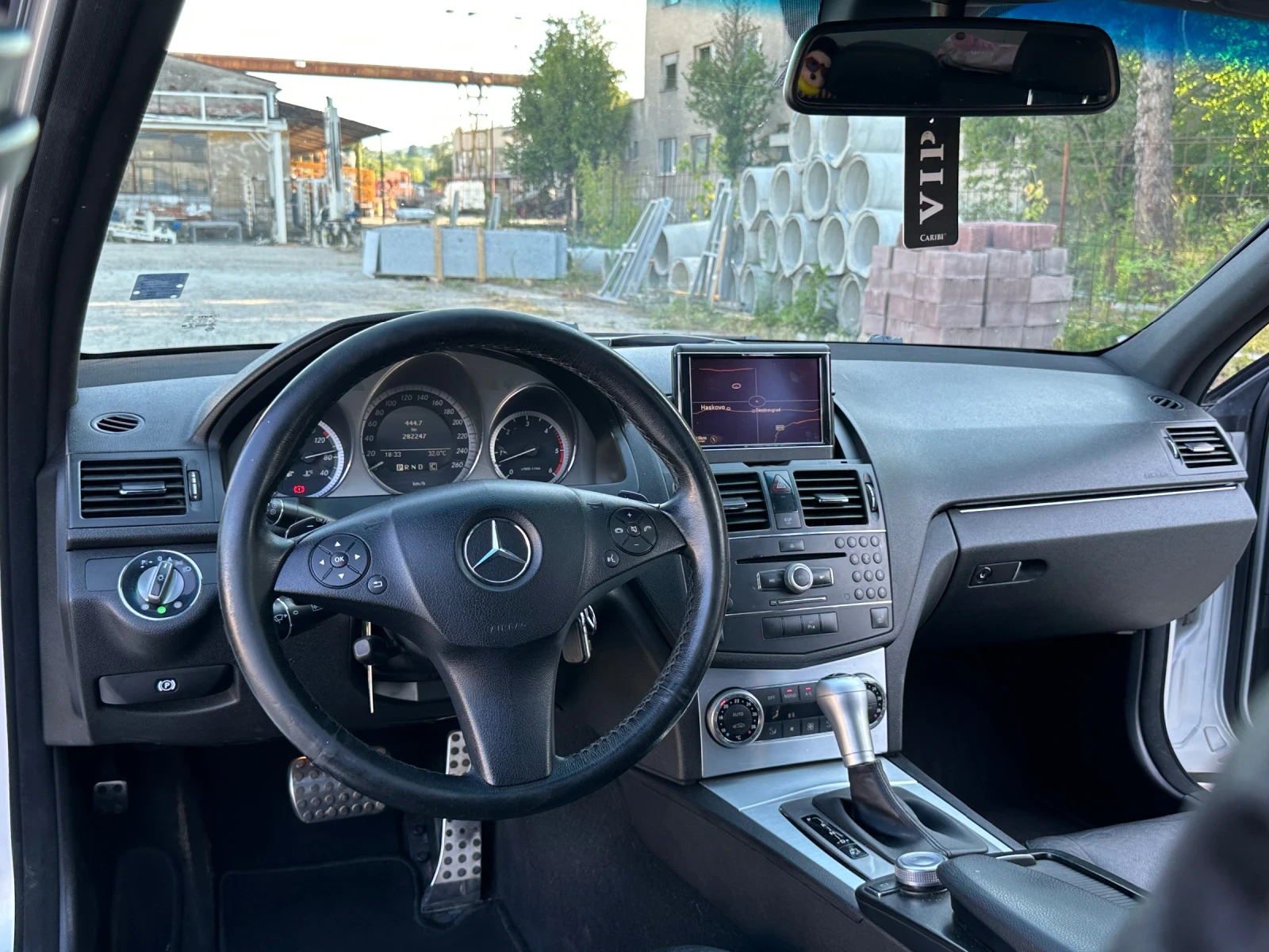 Mercedes-Benz C 320 AMG PACK//FULL, снимка 6 - Автомобили и джипове - 55781722