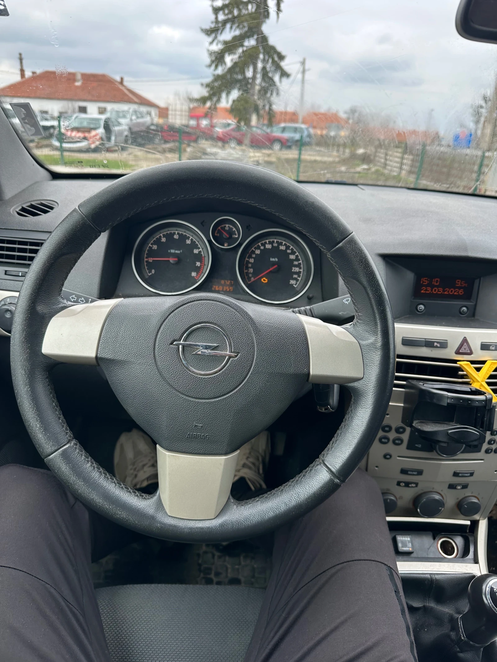 Opel Astra H, снимка 4 - Автомобили и джипове - 55871772