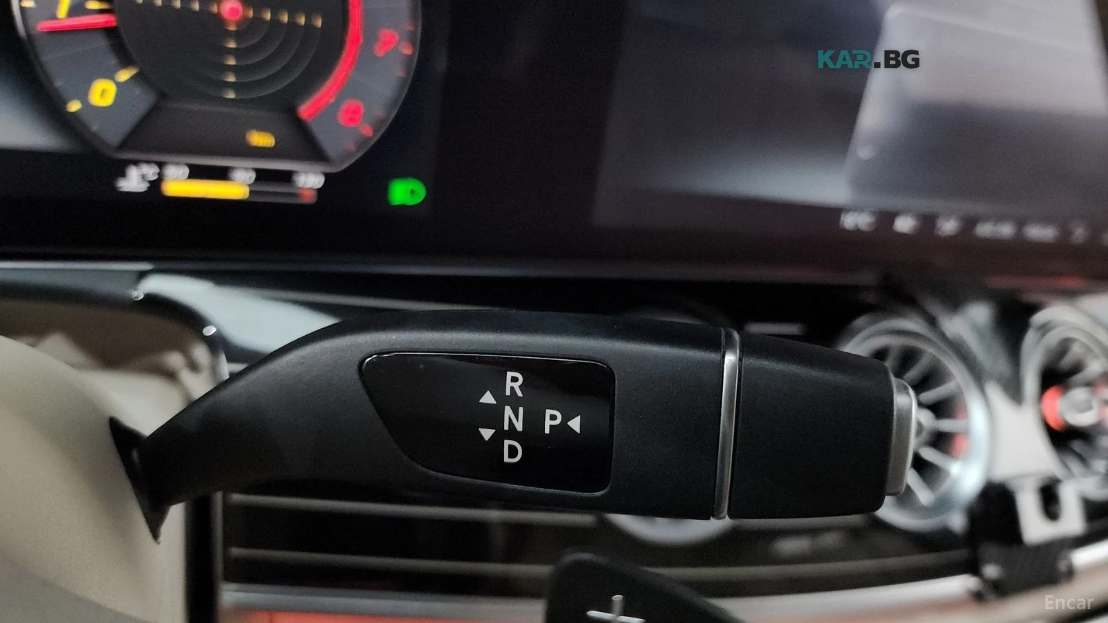 Mercedes-Benz CLS 450 4MATIC* AMG-LINE* DISTRONIC* 360* ПОДГРЕВ* ОБДУХ* , снимка 15 - Автомобили и джипове - 55942666