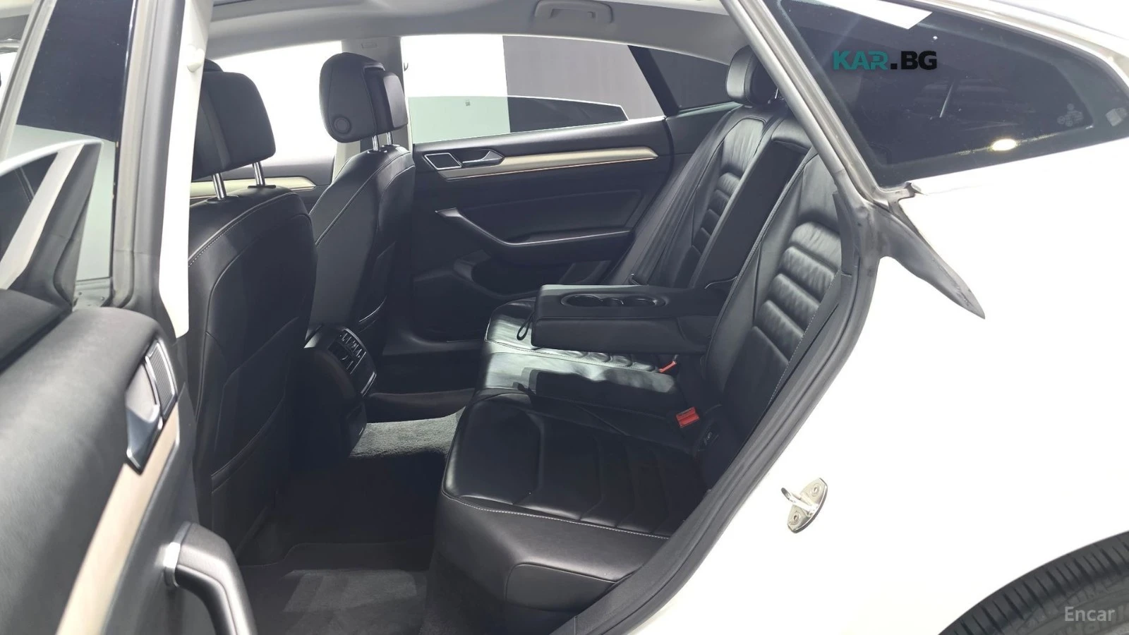 VW Arteon ОБДУХВАНЕ* ПОДГРЕВ* МАСАЖ* 360 КАМЕРА* ПАМЕТ, снимка 12 - Автомобили и джипове - 56004606