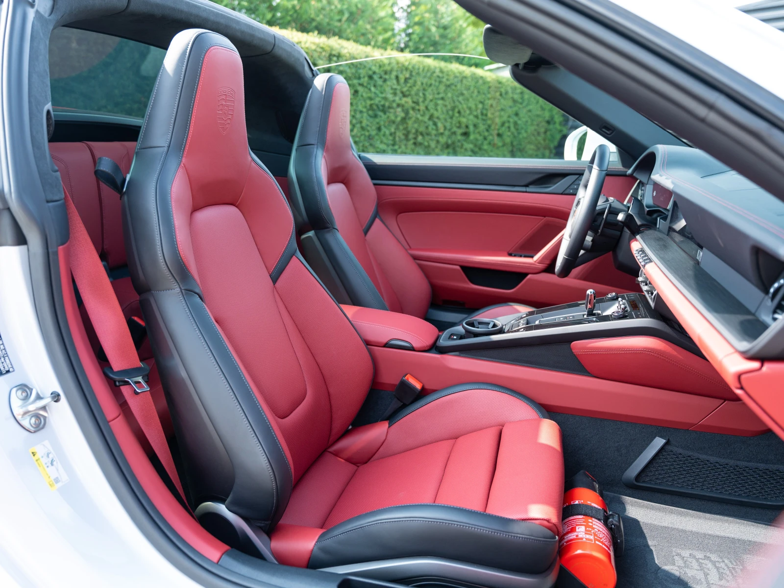 Porsche 911 Targa 4 GTS, снимка 10 - Автомобили и джипове - 56251188
