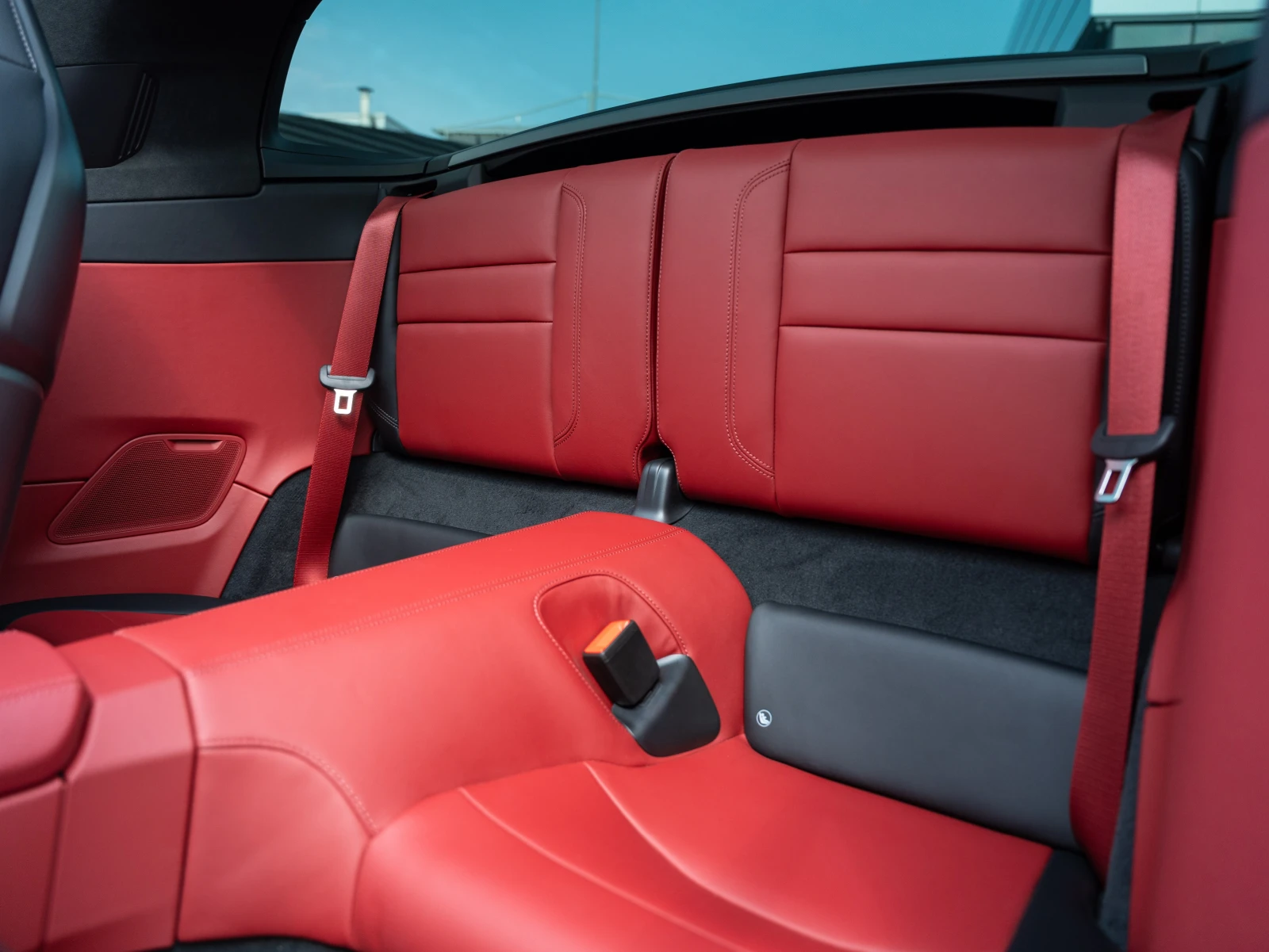 Porsche 911 Targa 4 GTS, снимка 14 - Автомобили и джипове - 56251188
