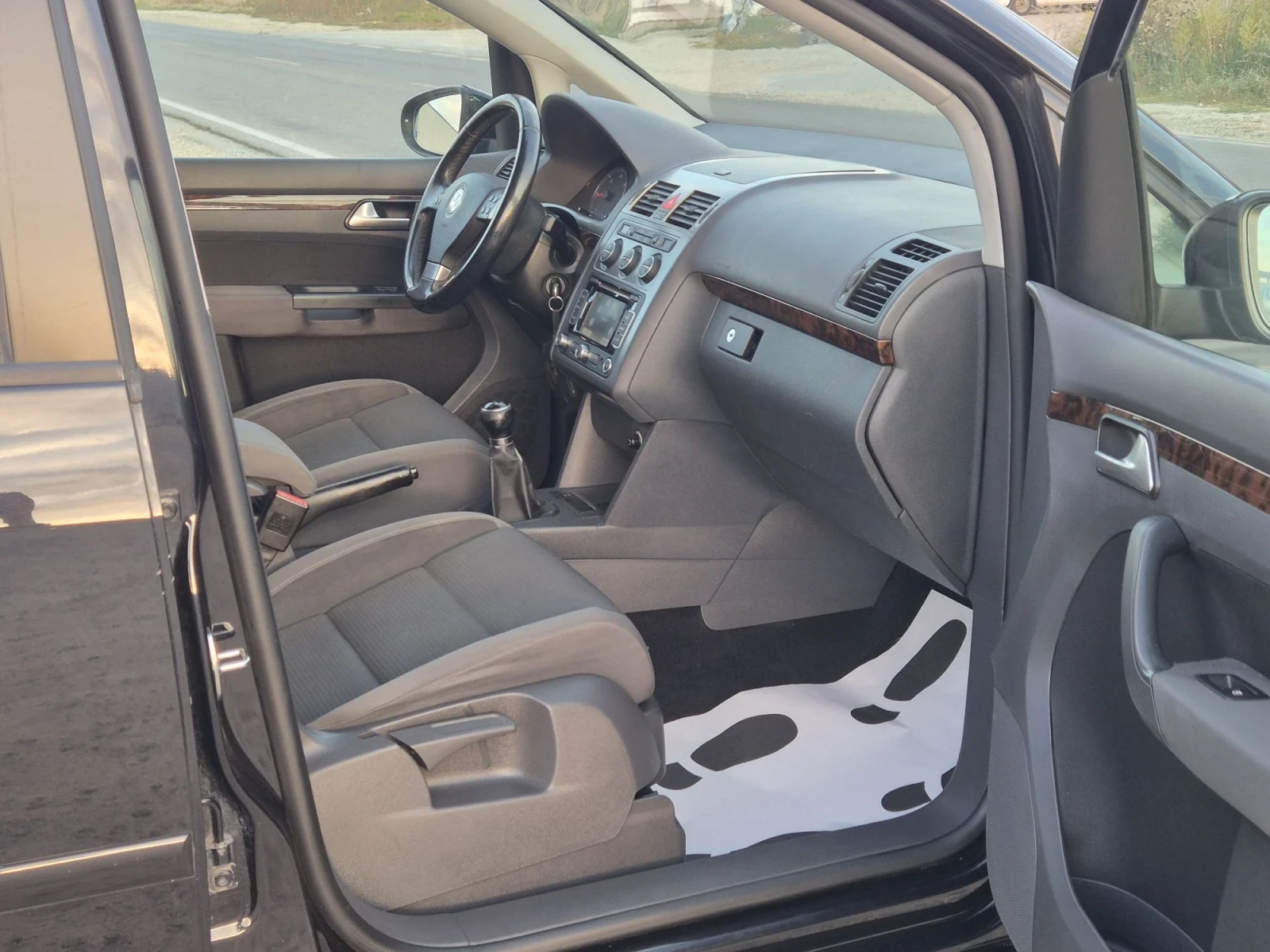 VW Touran 2.0TDI.140K.S 6S.K..8.KLAPANA. | Mobile.bg � ����������� 12