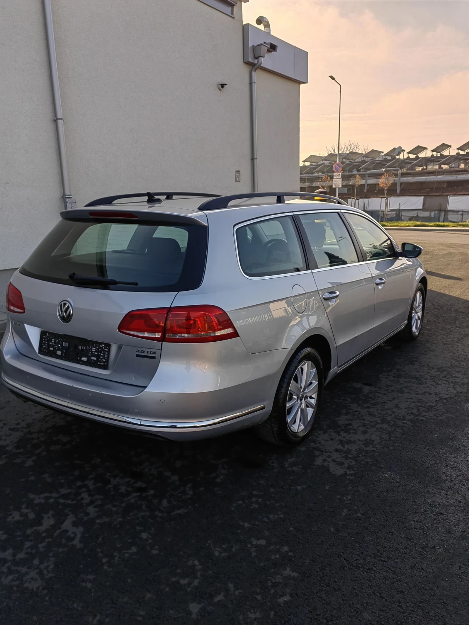VW Passat 2.0tdi, снимка 6 - Автомобили и джипове - 56650450