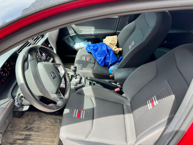 Seat Arona 1.5 TSI, снимка 6 - Автомобили и джипове - 46019632