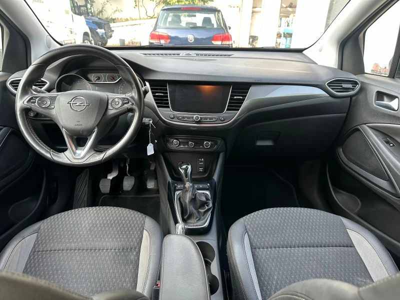 Opel Crossland X 1.2i* Euro6B* LED* Navi* Camera* Lane assist* , снимка 13 - Автомобили и джипове - 46866950