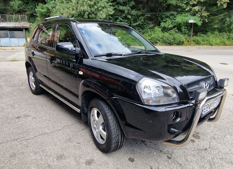 Hyundai Tucson, снимка 2 - Автомобили и джипове - 47700529