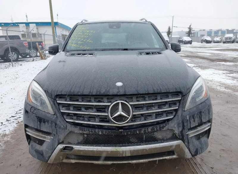 Mercedes-Benz ML 350 4Matic* Harman/Kardon* KEYLESS* Lane Assist* Blind, снимка 2 - Автомобили и джипове - 49359314