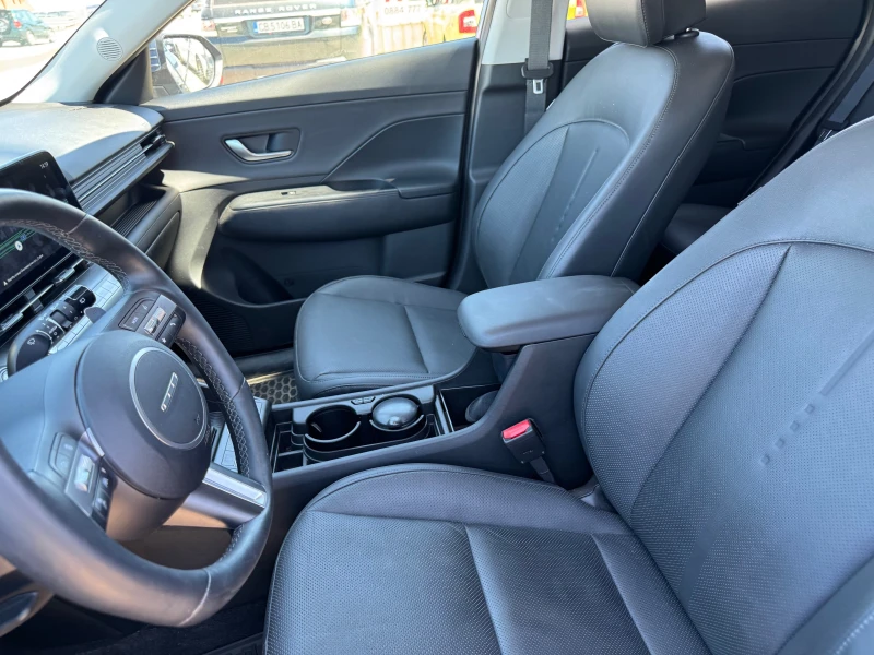 Hyundai Kona 65.4kWh/Leder/Navi/218ps, снимка 11 - Автомобили и джипове - 50142120