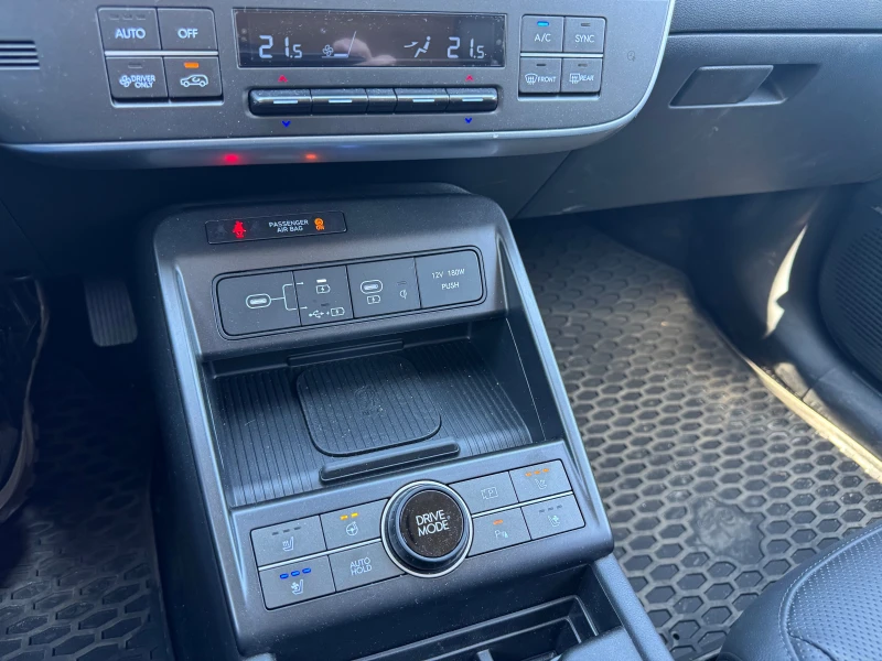 Hyundai Kona 65.4kWh/Leder/Navi/218ps, снимка 7 - Автомобили и джипове - 50142120