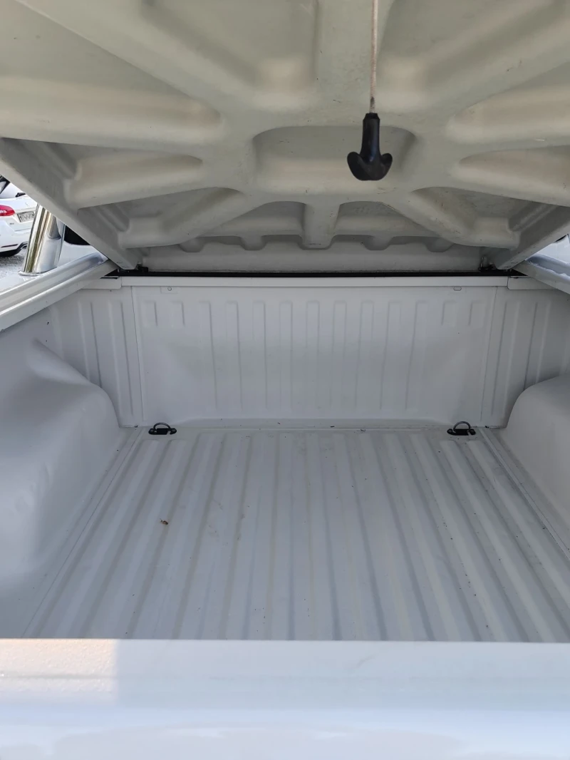 VW Amarok 2.0d, 180к.с. ТОП , снимка 8 - Автомобили и джипове - 51446577