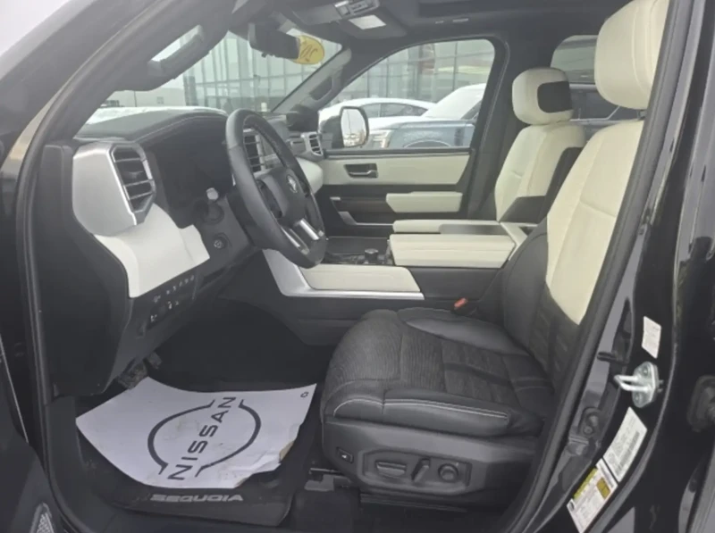 Toyota Sequoia 2023 Toyota Sequoia Platinum Capstone, снимка 6 - Автомобили и джипове - 53187783