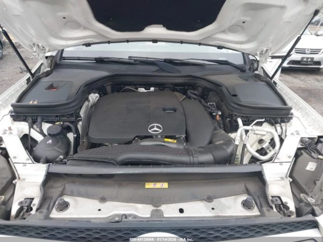 Mercedes-Benz GLC 300 4Matic, снимка 9 - Автомобили и джипове - 53487999