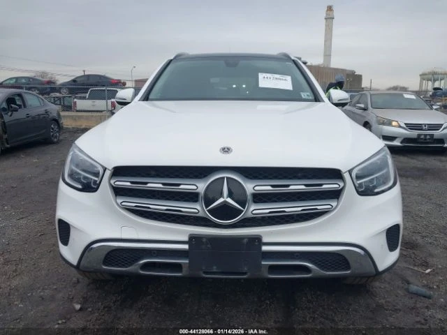 Mercedes-Benz GLC 300 4Matic, снимка 11 - Автомобили и джипове - 53487999