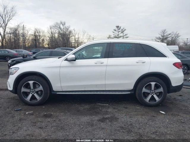 Mercedes-Benz GLC 300 4Matic, снимка 13 - Автомобили и джипове - 53487999