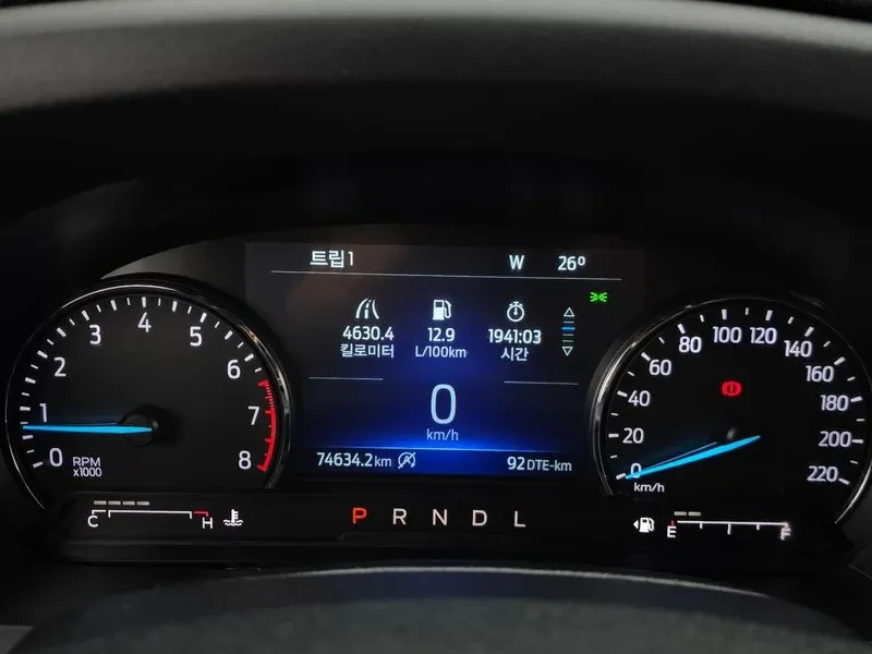 Ford Explorer 2.3 LIMITED 4WD, снимка 8 - Автомобили и джипове - 55702951