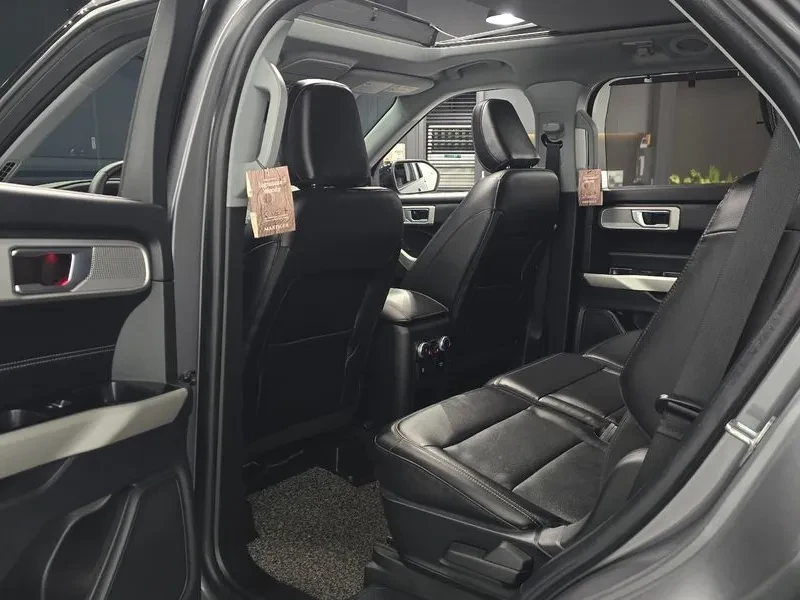 Ford Explorer 2.3 LIMITED 4WD, снимка 11 - Автомобили и джипове - 55702951