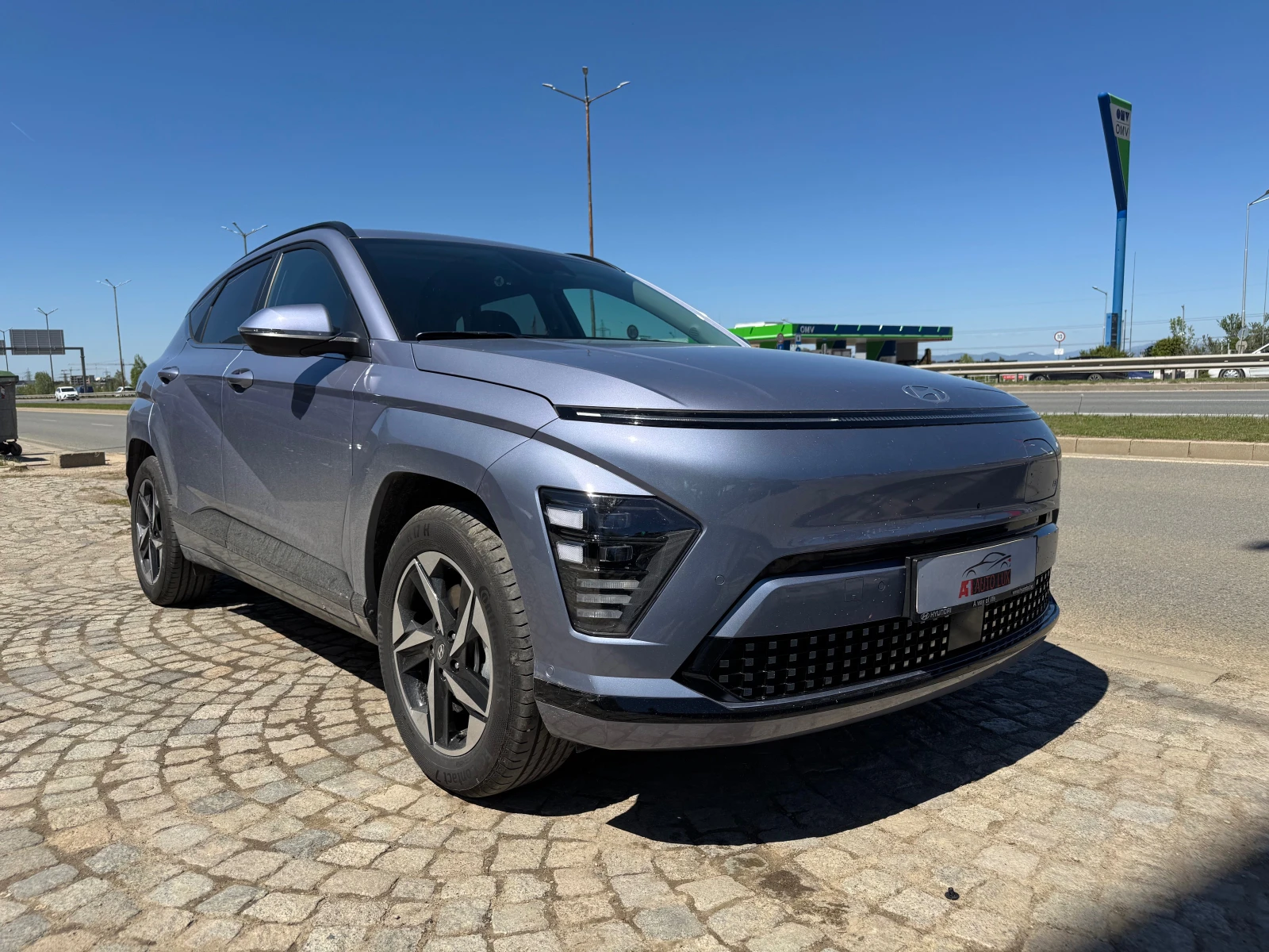 Hyundai Kona 65.4kWh/Leder/Navi/218ps, снимка 1