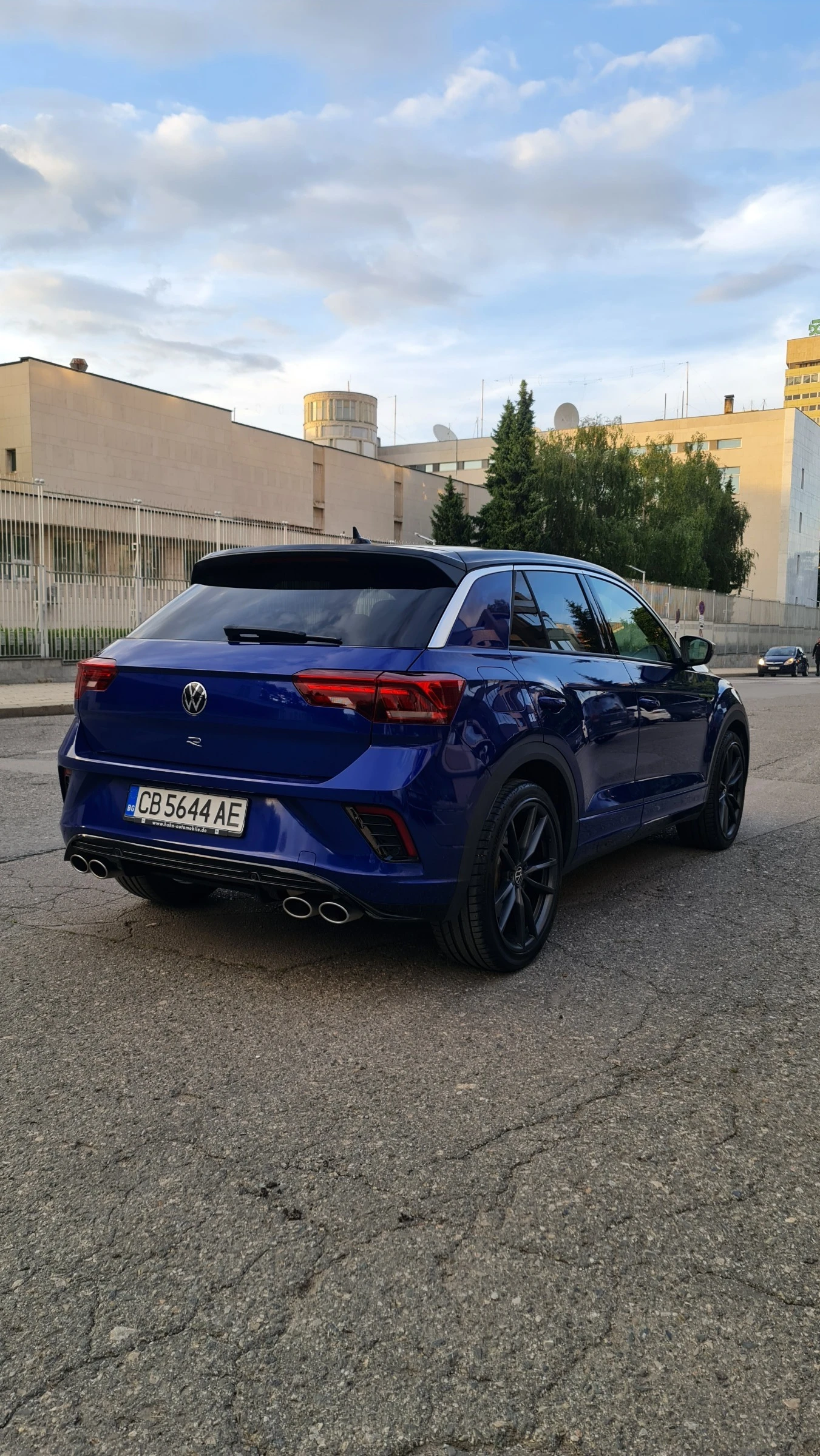 VW T-Roc R - изображение 4