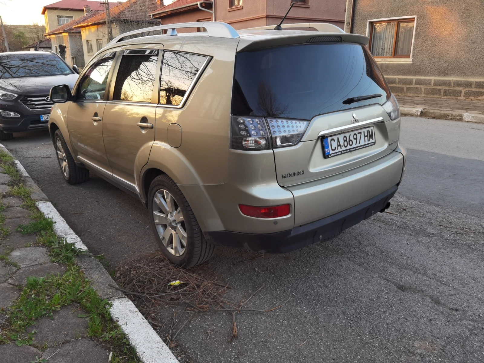 Mitsubishi Outlander  - изображение 4
