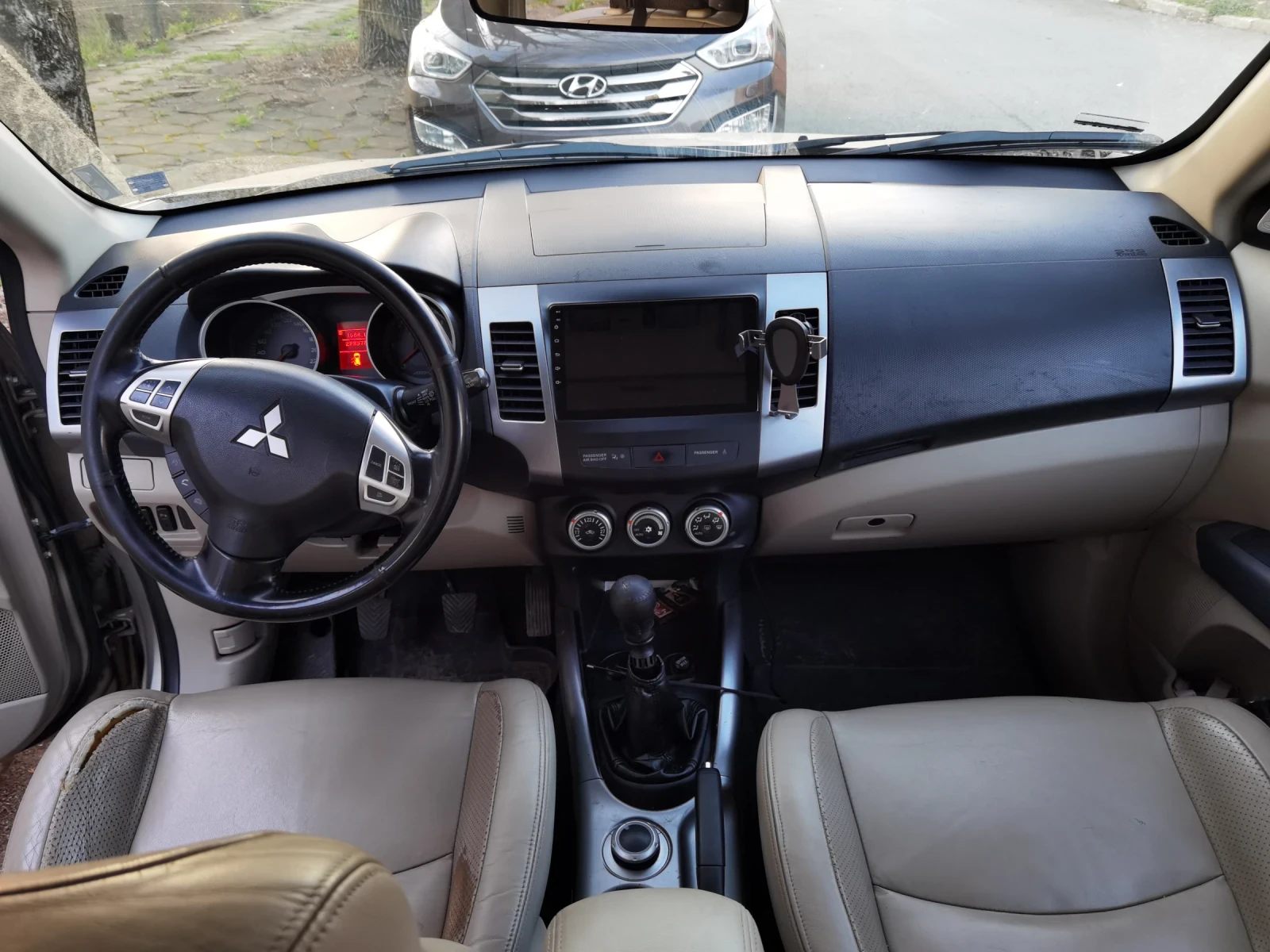 Mitsubishi Outlander  - изображение 9