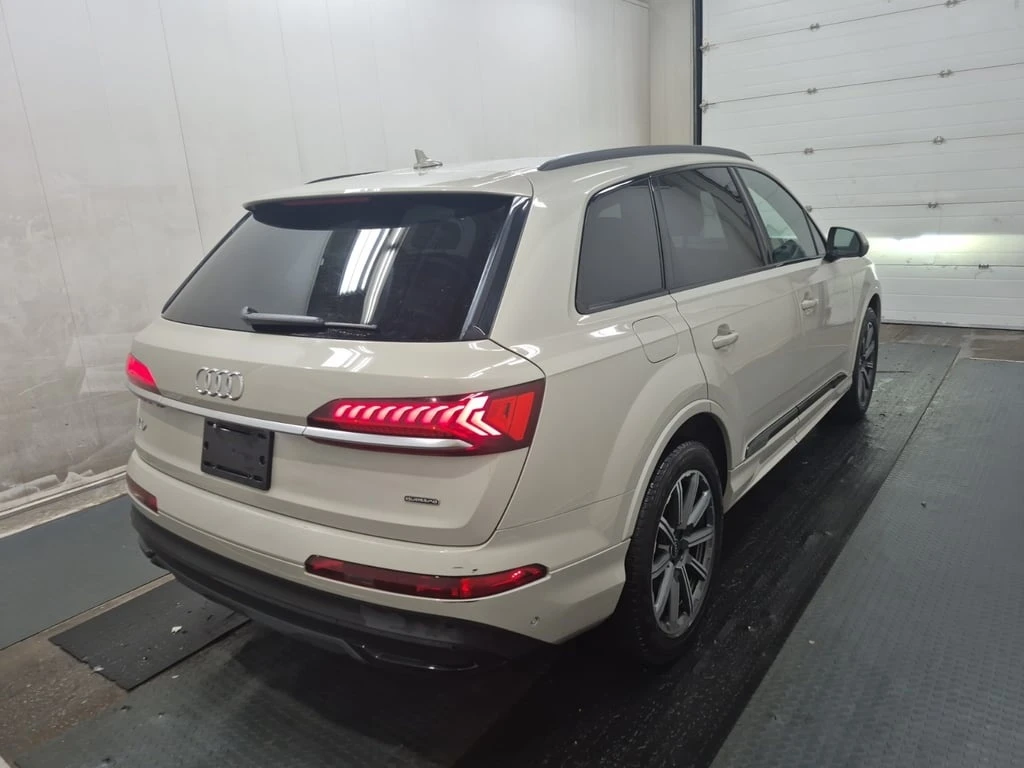 Audi Q7 * PROGRESSIV * CARFAX * БЕЗ ПЪРВОНАЧАЛНА ВНОСКА - изображение 3