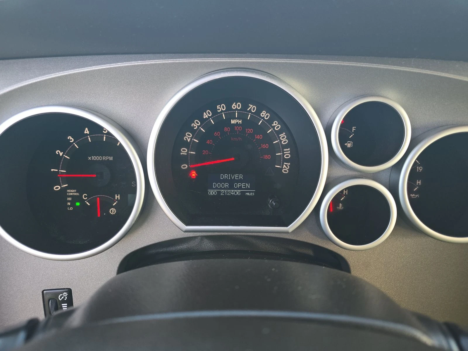 Toyota Sequoia PLATINUM* 5.7* V8* * *  | Mobile.bg   10