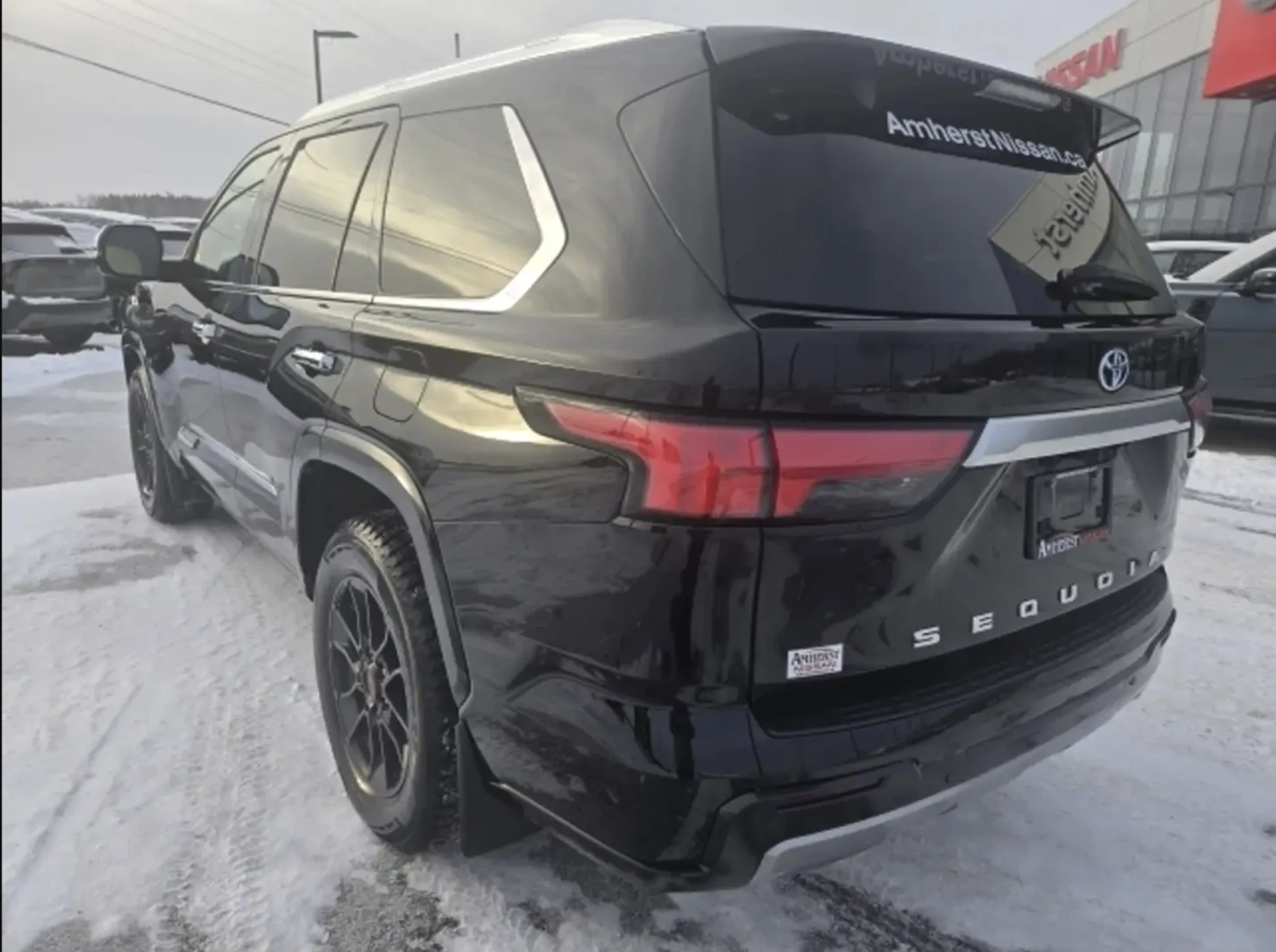 Toyota Sequoia 2023 Toyota Sequoia Platinum Capstone - изображение 3