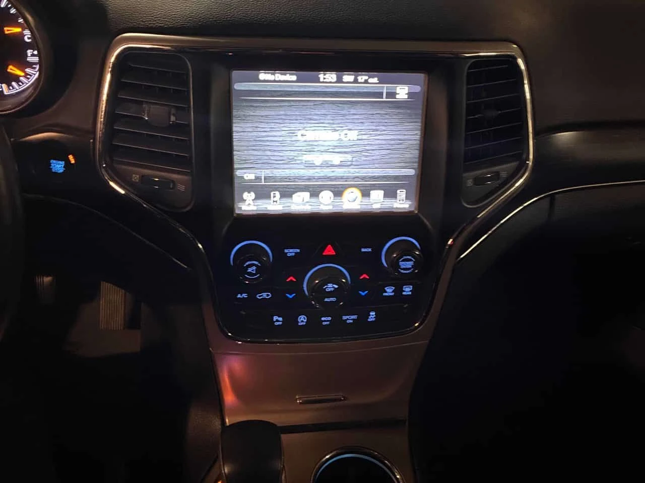 Jeep Grand cherokee * Limited * CARFAX * ���� �� �� | Mobile.bg � ����������� 9