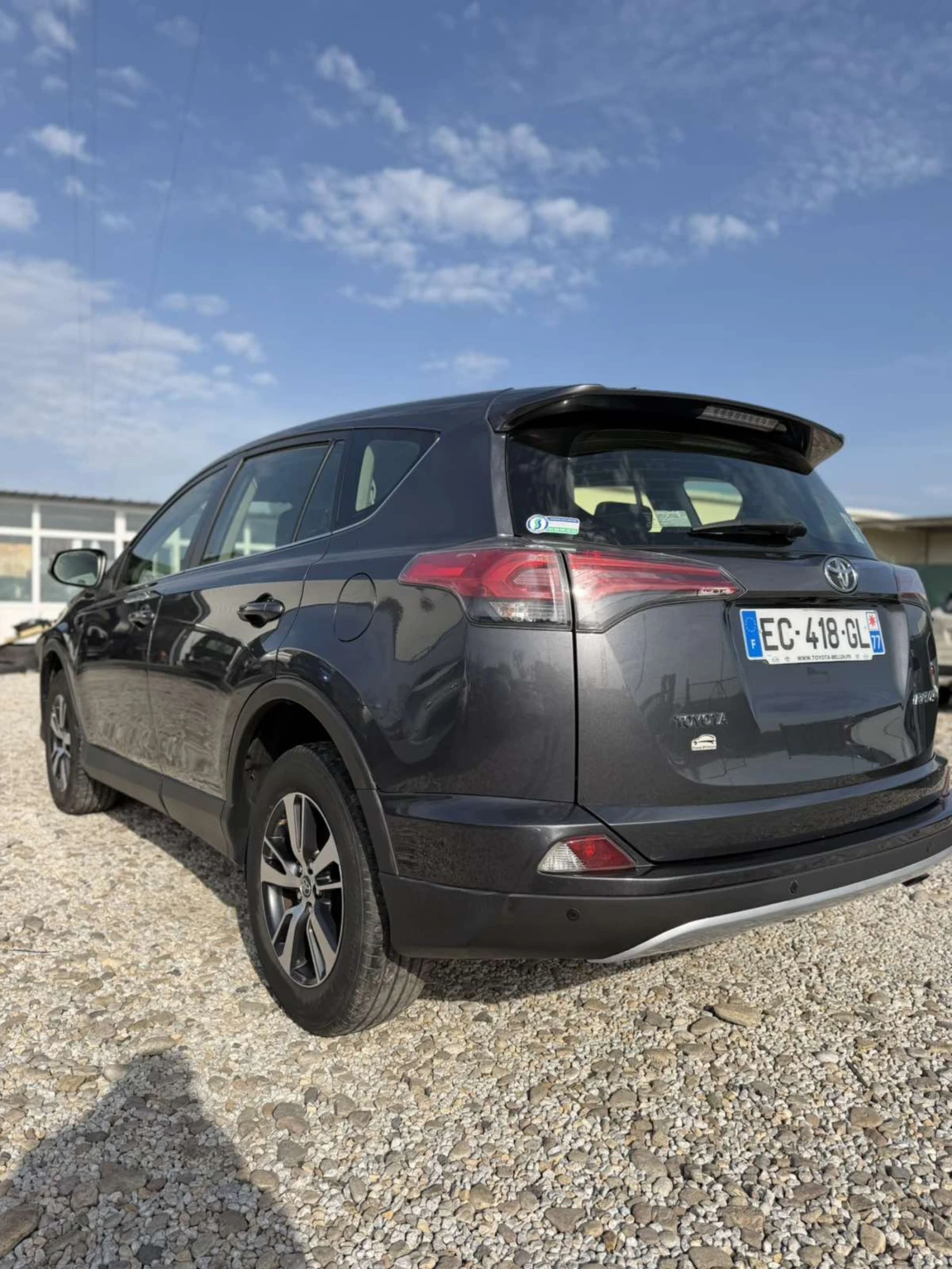 Toyota Rav4 2.0 D4D, снимка 4 - Автомобили и джипове - 54565354