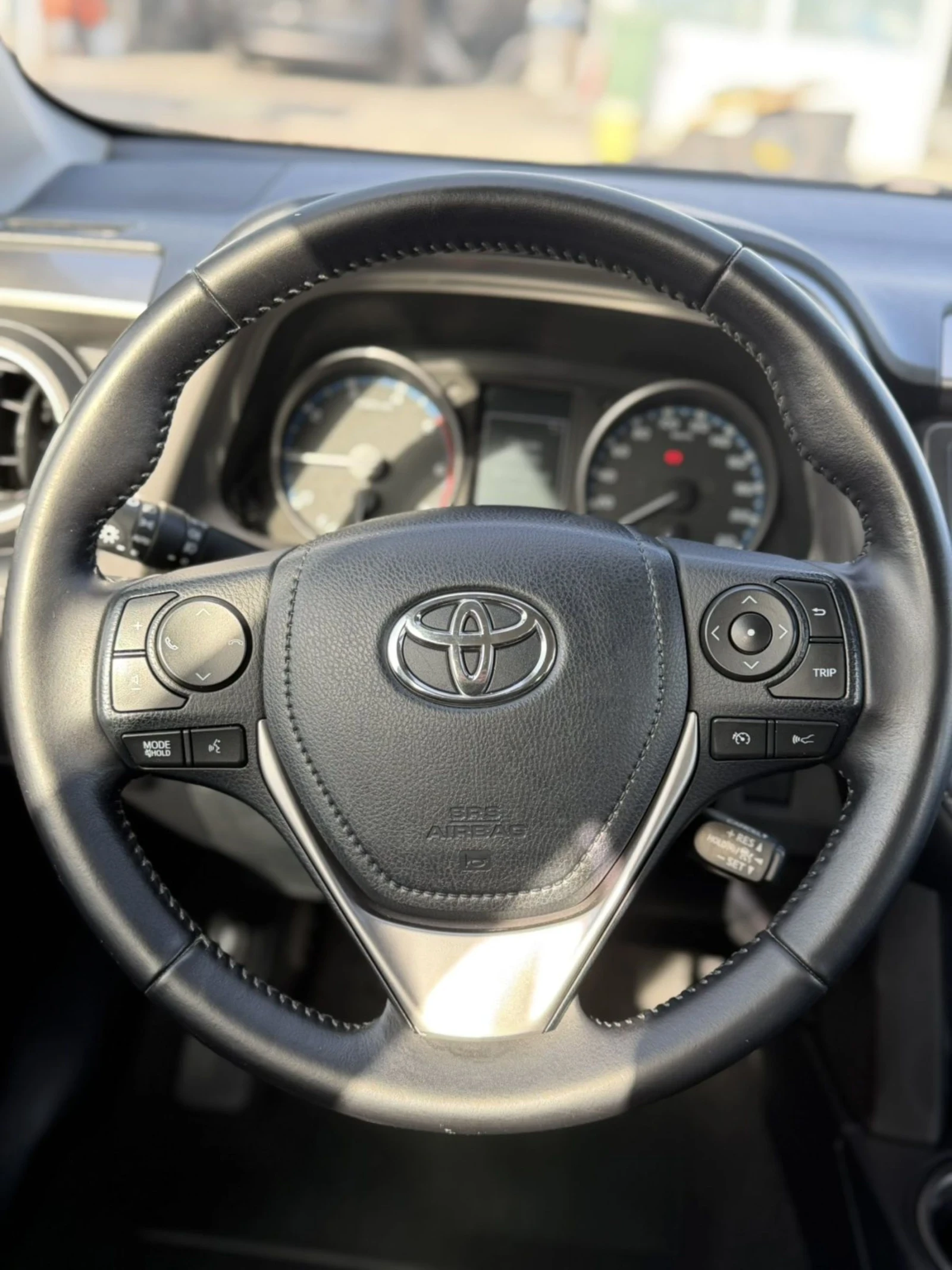 Toyota Rav4 2.0 D4D, снимка 12 - Автомобили и джипове - 54565354