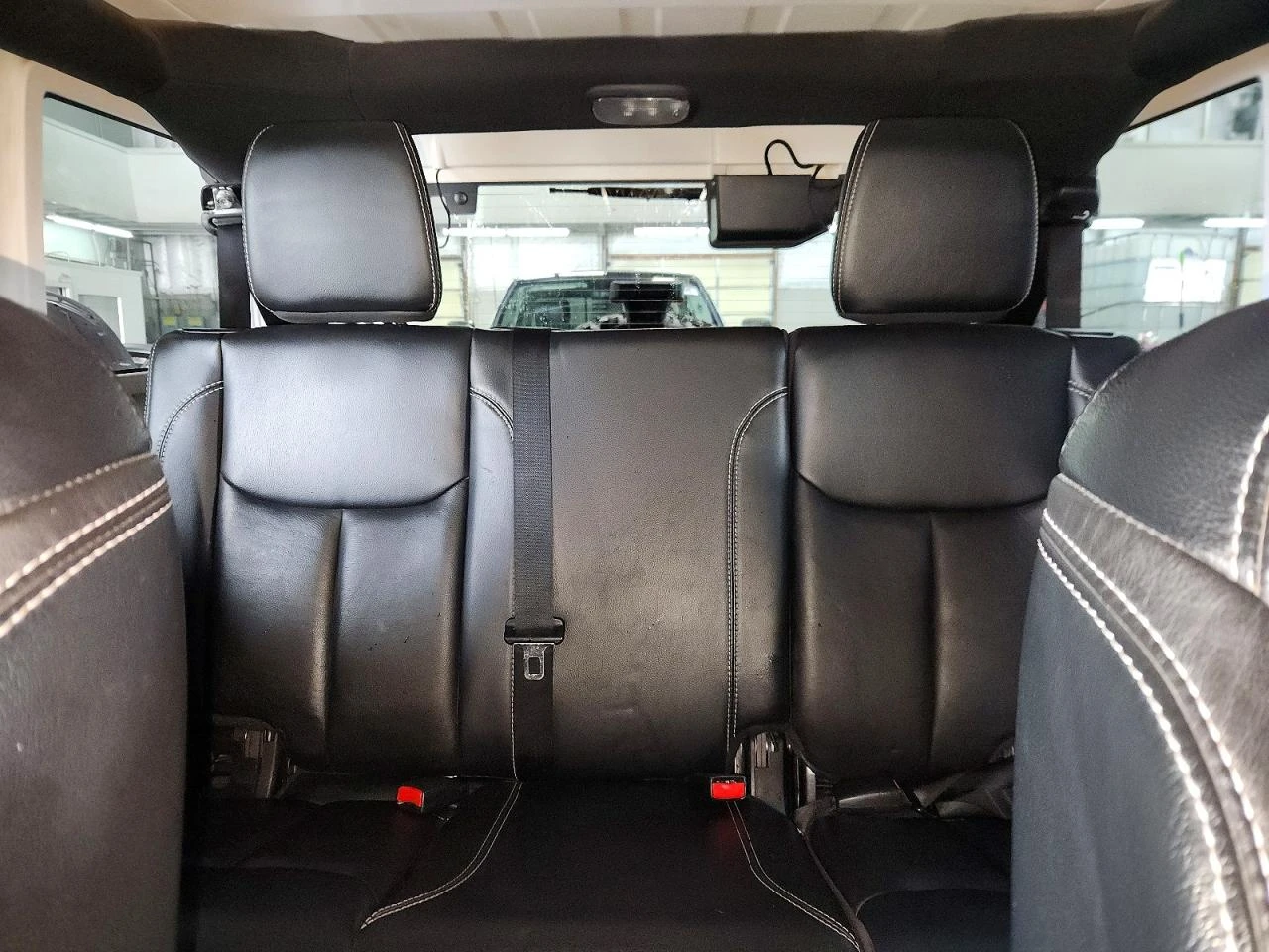 Jeep Wrangler UNLIMITED SAHARA* КОЖА* ЛЕБЕДКА* ЛИЗИНГ, снимка 10 - Автомобили и джипове - 54711672