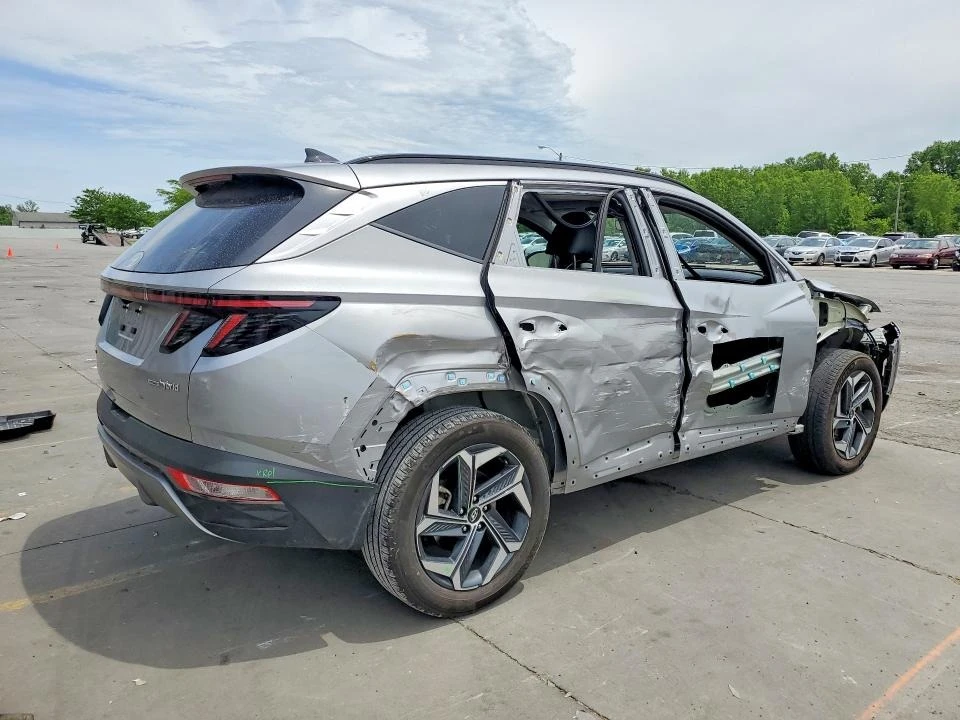Hyundai Tucson, снимка 3 - Автомобили и джипове - 54787805