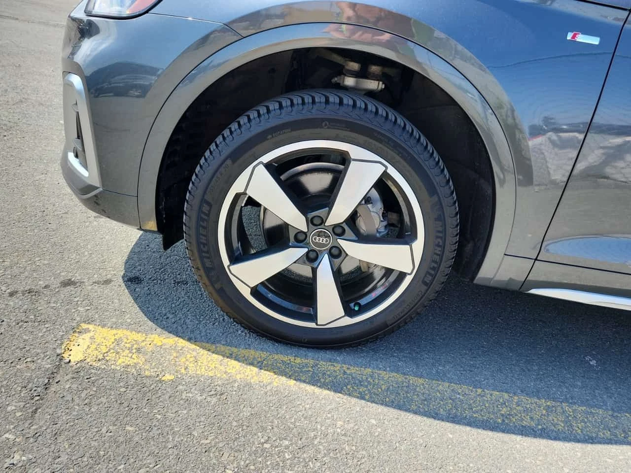 Audi Q5 Technik/CARFAX/ДИСТРОНИК/360 КАМ/ПАНО/2 КЛЮЧА/ПОДГ, снимка 5 - Автомобили и джипове - 55318422