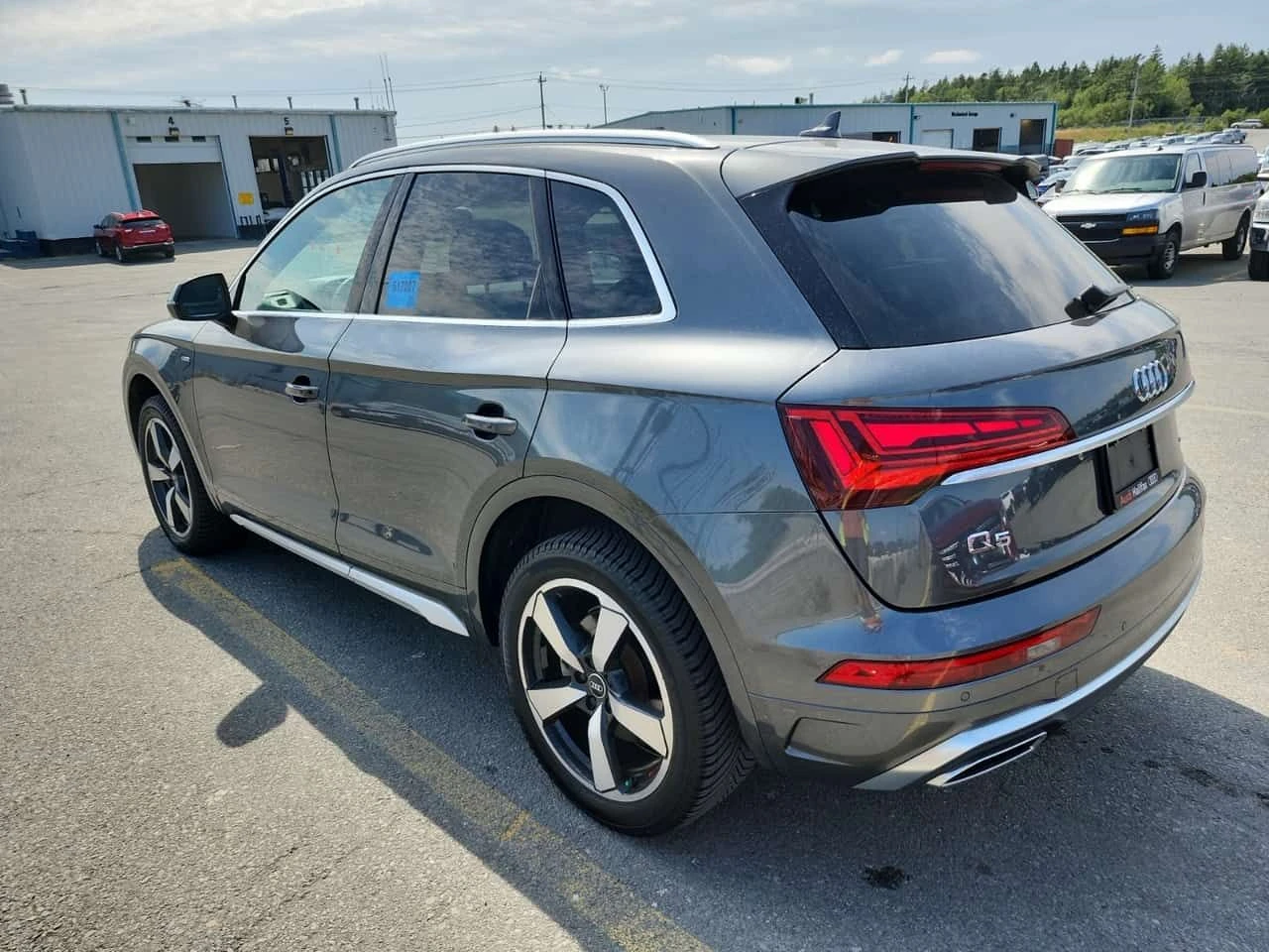 Audi Q5 Technik/CARFAX/ДИСТРОНИК/360 КАМ/ПАНО/2 КЛЮЧА/ПОДГ, снимка 4 - Автомобили и джипове - 55318422