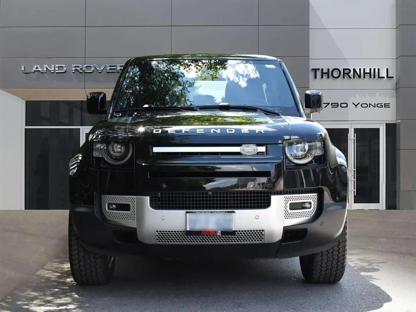 Land Rover Defender 90 P300 S ЦЕНА ДО БЪЛГАРИЯ АВТОКРЕДИТ, снимка 2 - Автомобили и джипове - 55463916