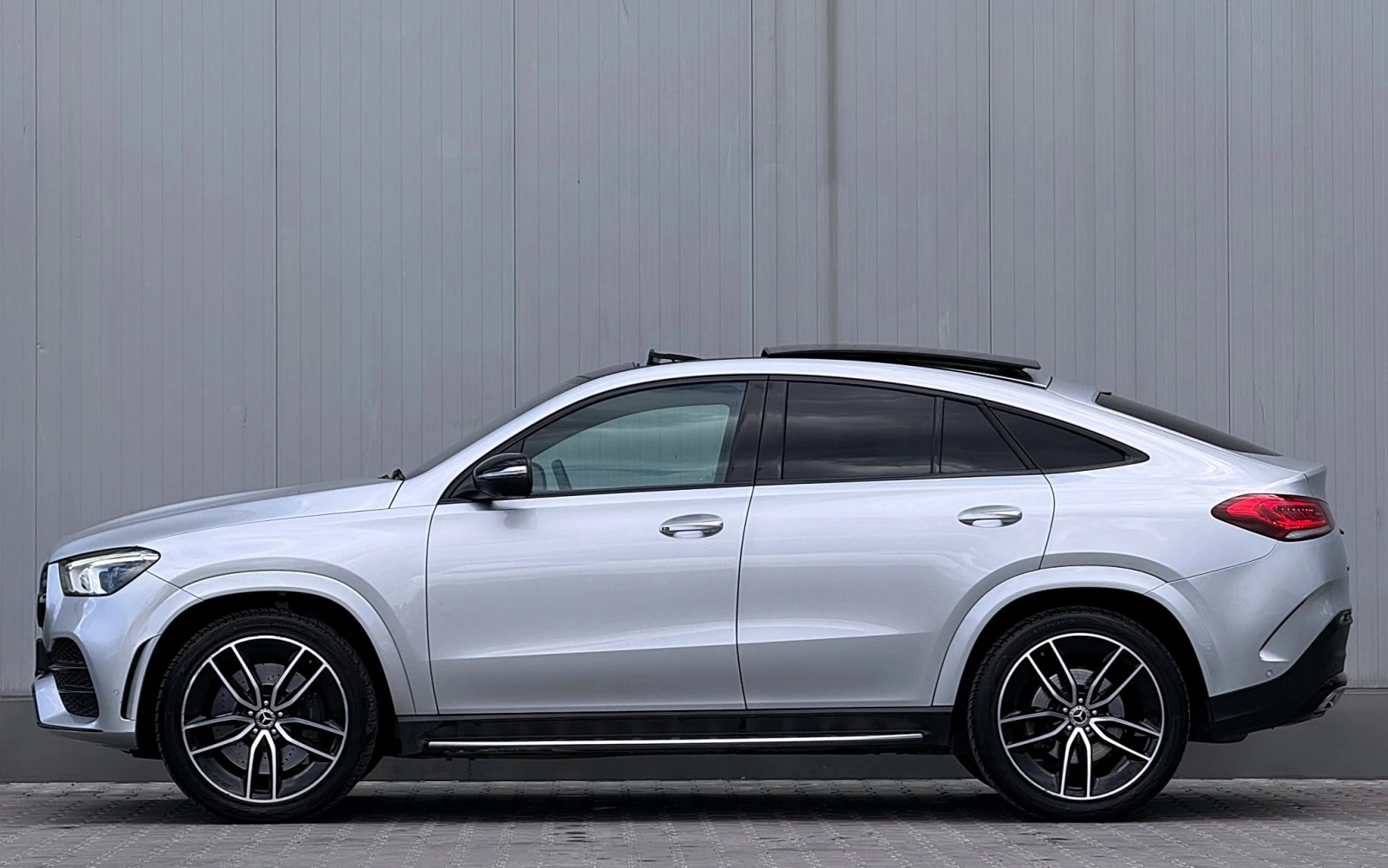 Mercedes-Benz GLE 400 d 4Matic AMG-Line Coupe, снимка 3 - Автомобили и джипове - 55614441
