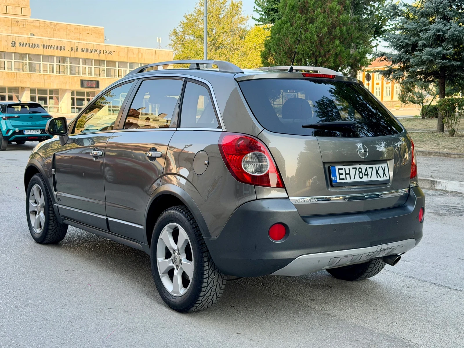 Opel Antara 2.0 Дизел, снимка 4 - Автомобили и джипове - 55753802