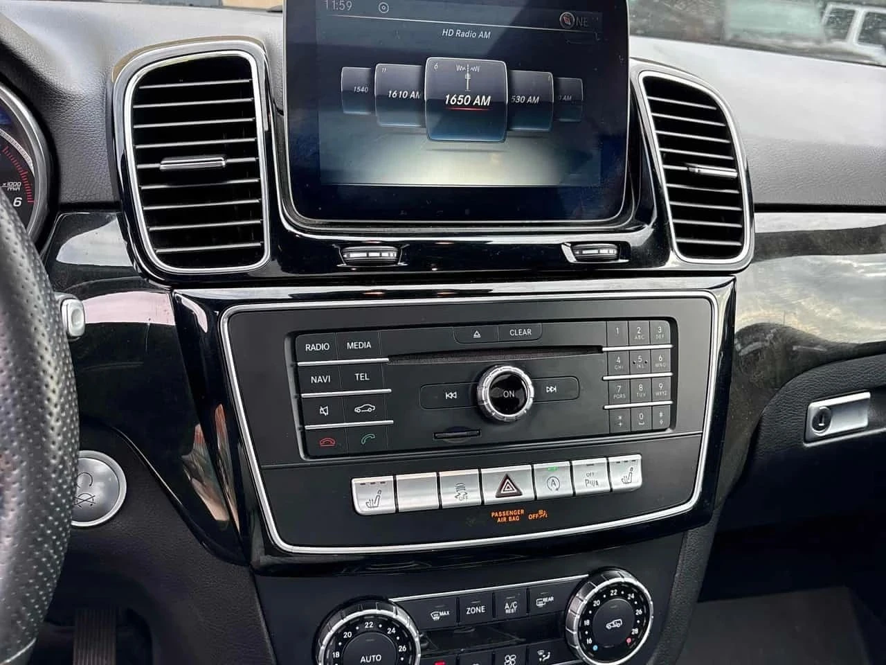 Mercedes-Benz GLE 350, снимка 9 - Автомобили и джипове - 56713013