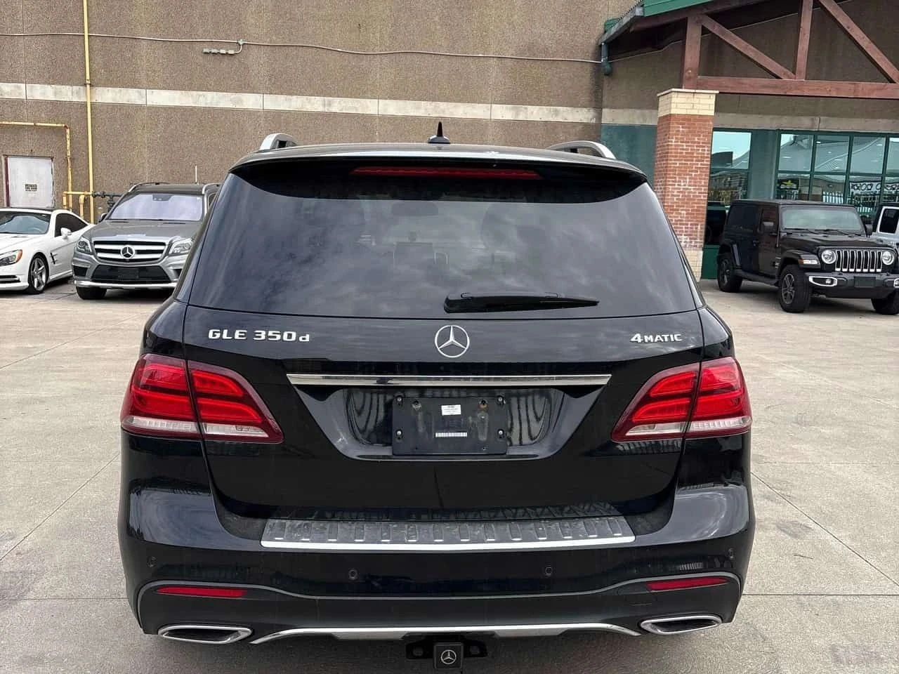 Mercedes-Benz GLE 350, снимка 4 - Автомобили и джипове - 56713013