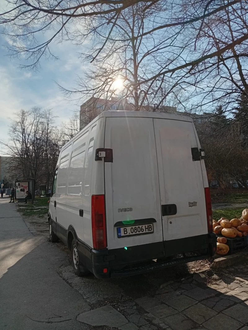 Iveco Daily, снимка 10 - Бусове и автобуси - 48601973