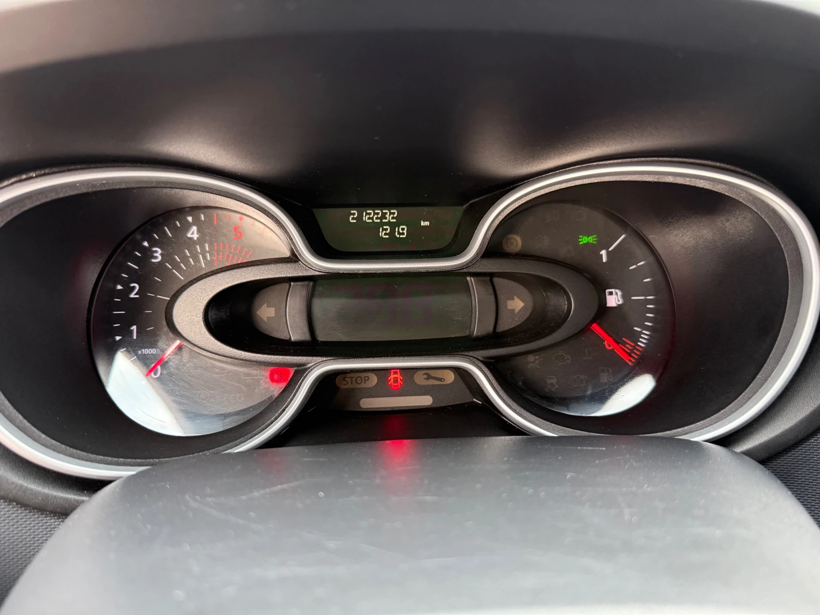 Renault Trafic 2.0dci MAXI/LED/EU6, снимка 13 - Бусове и автобуси - 55825433