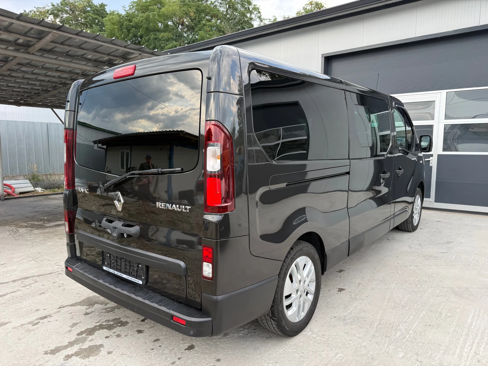 Renault Trafic 2.0dci MAXI/LED/EU6, снимка 7 - Бусове и автобуси - 55825433