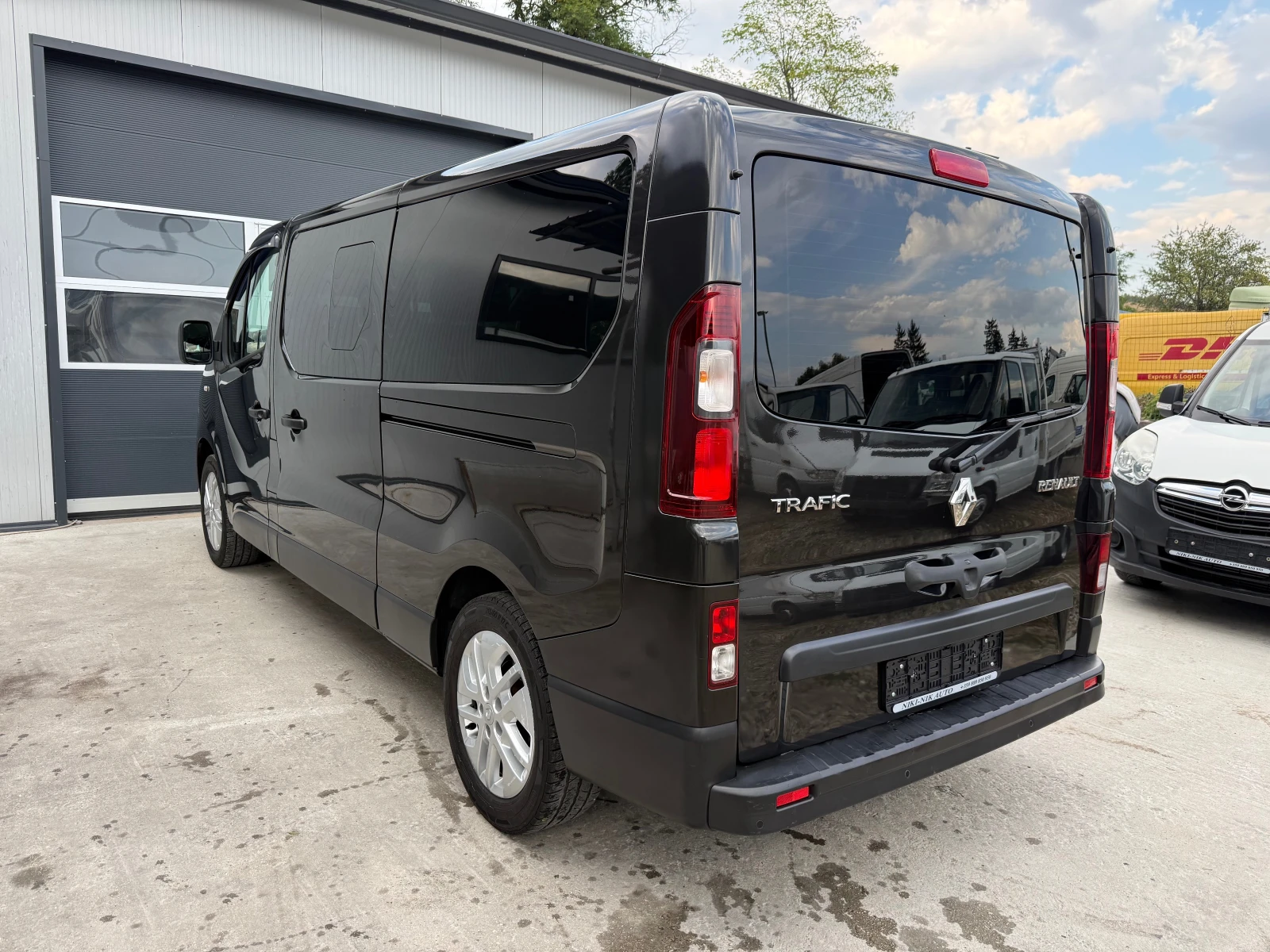 Renault Trafic 2.0dci MAXI/LED/EU6, снимка 5 - Бусове и автобуси - 55825433