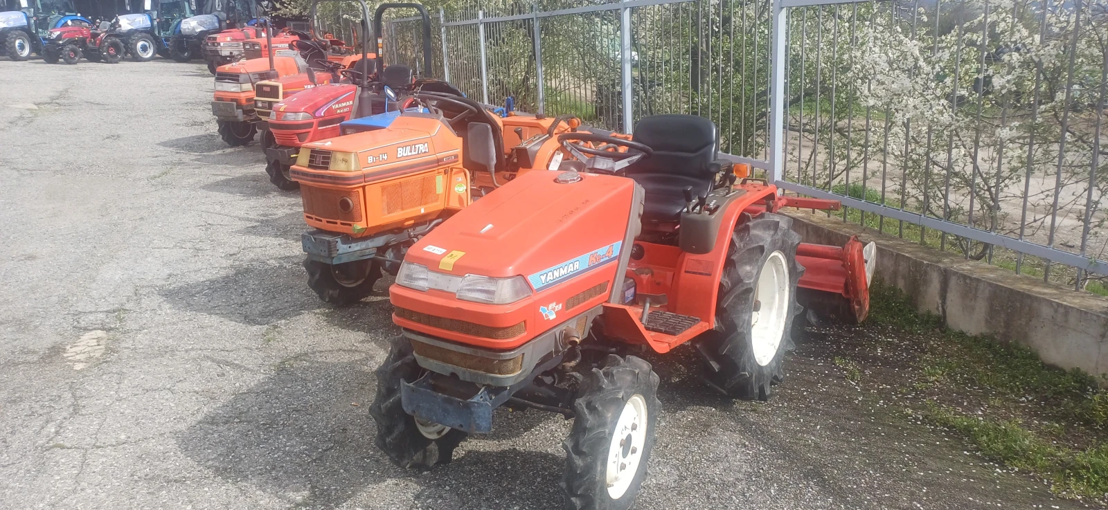 Трактор Yanmar Ke-4, снимка 2 - Селскостопанска техника - 54086167
