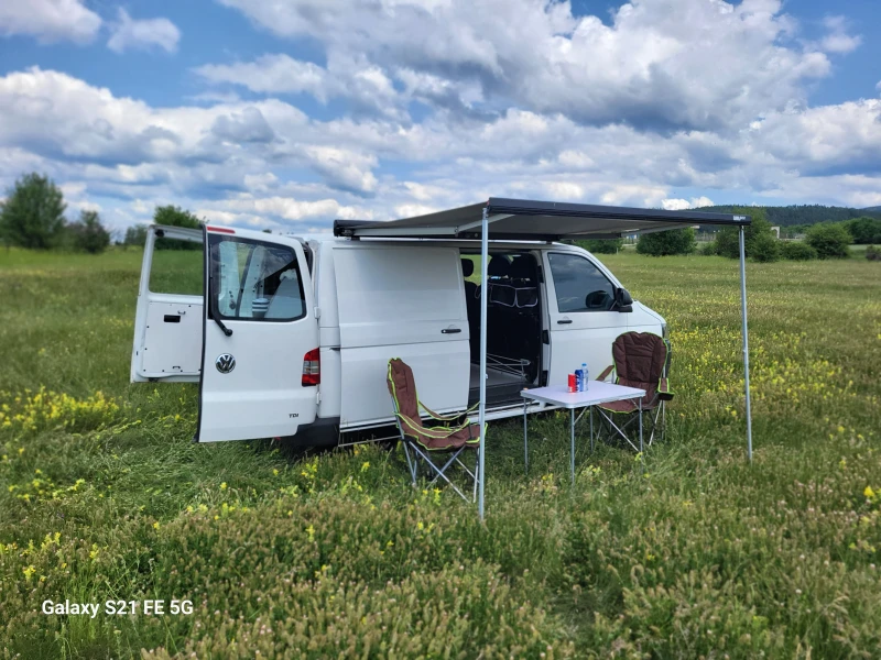 Кемпер VW California , снимка 2 - Каравани и кемпери - 52008055