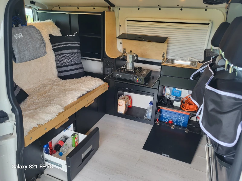 Кемпер VW California , снимка 10 - Каравани и кемпери - 52008055