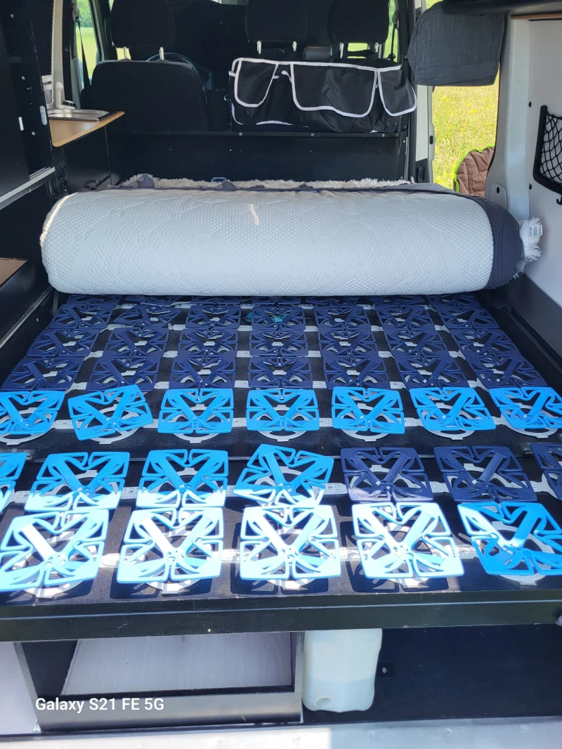 Кемпер VW California , снимка 8 - Каравани и кемпери - 52008055